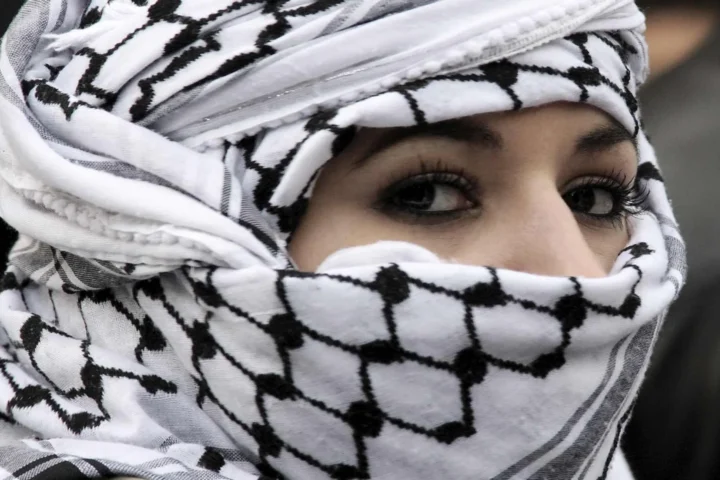 palestinian keffiyeh history