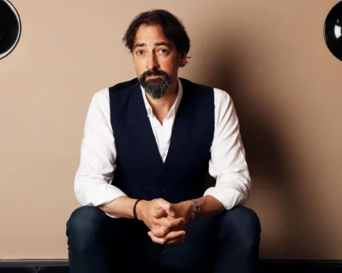 comedian alistair mcgowan