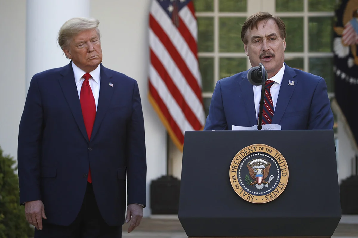 mike lindell with donald Trump